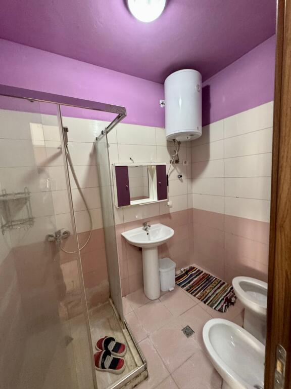 📣 QERA Apartament 2+1 Me 2 Tualete 📍 Tek Kopeshti Zoologjik ✨