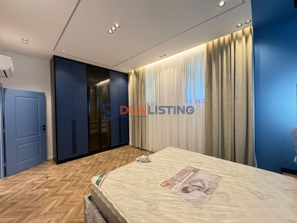 JEPET ME QIRA APARTAMENT MODERN 2+1 I PA BANUAR ME PARE TEK KODRA E DIELLIT!