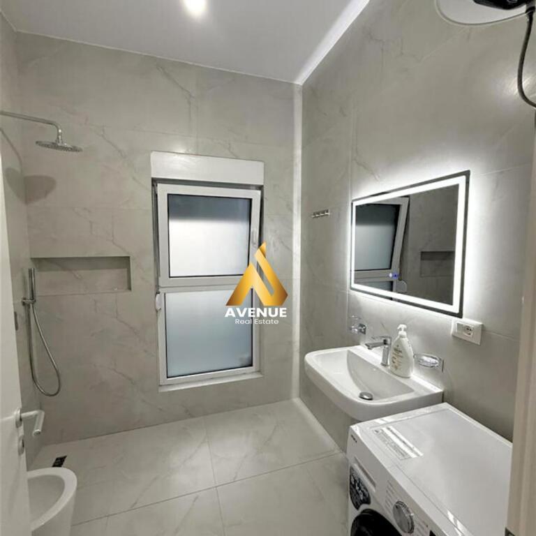 AFFITTASI – APPARTAMENTO 1+1, ALI DEMI, TIRANA