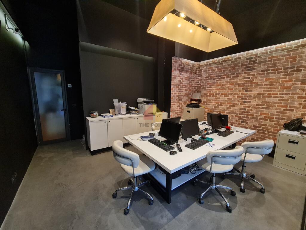 Zyrë me qera 40m2 tek Drejtoria e Policisë