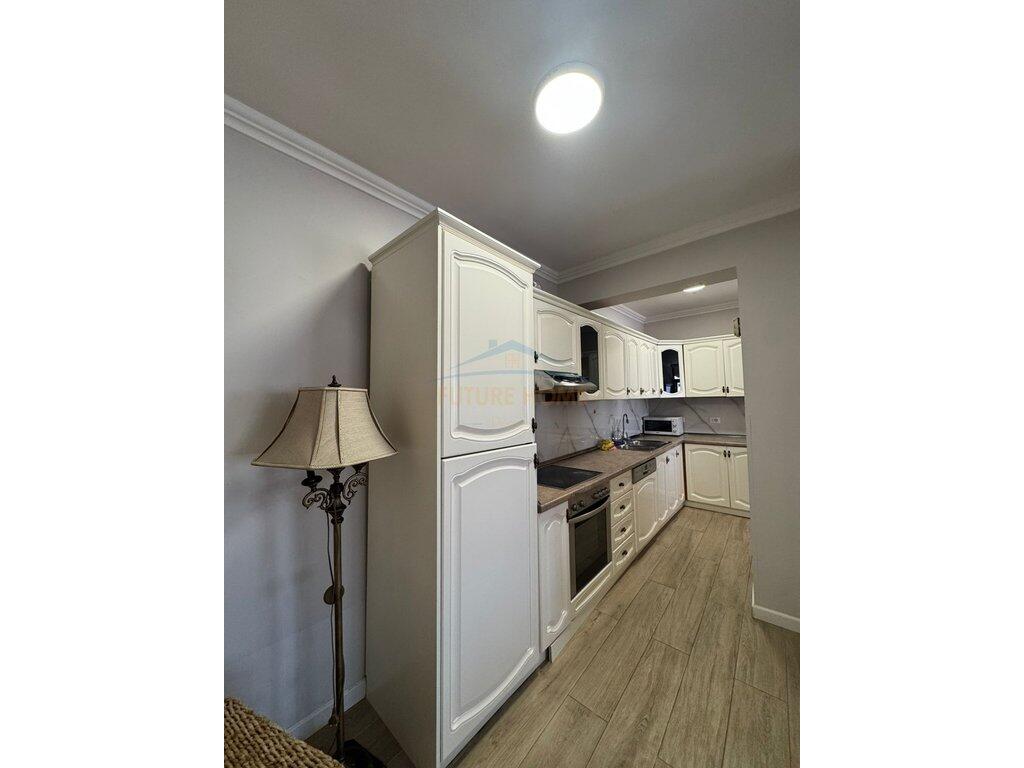 Qera, Apartament 3+1, Qender, Tirane