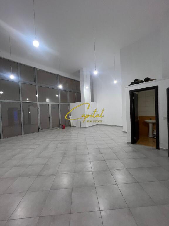 SHOP FOR RENT 60 M2 ASTIR 750 EURO