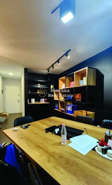 Affitto, Locale Commerciale, al Lago Artificiale, 850 Euro/Mese