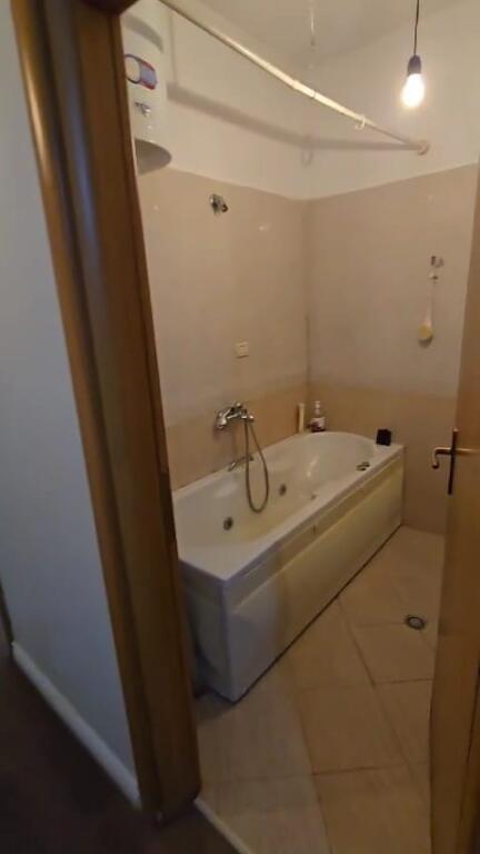 Shitet Apartament 1+1, 📍Brryli - Materniteti i Ri