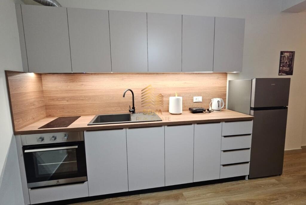 Rent, Apartment, 2+1, 21 Dhjetori, 600 Euro/month