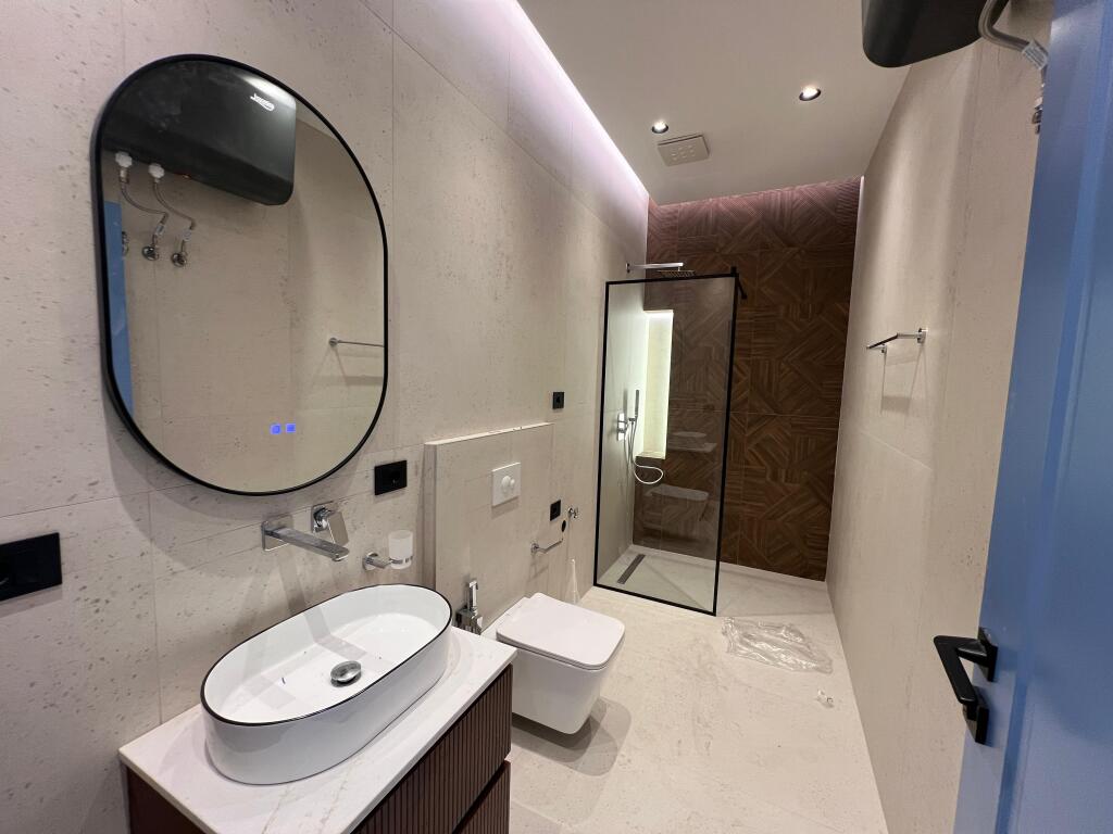 Jepet me qira apartament 2+1, “Kodra e Diellit”, Tiranë