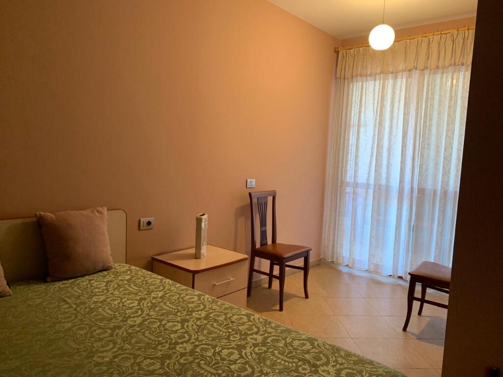 Apartament 2+1 per qira ne Zog te Zi