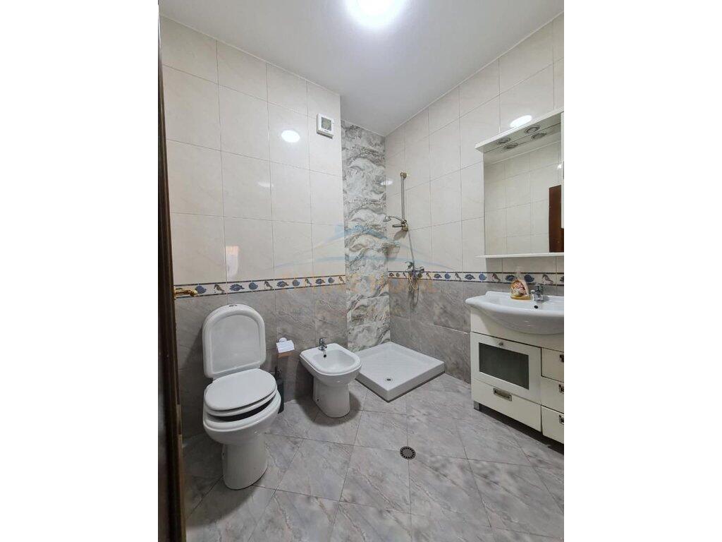 For sale, Apartment 3+1+2+Storage, Zog I Boulevard, Tirana