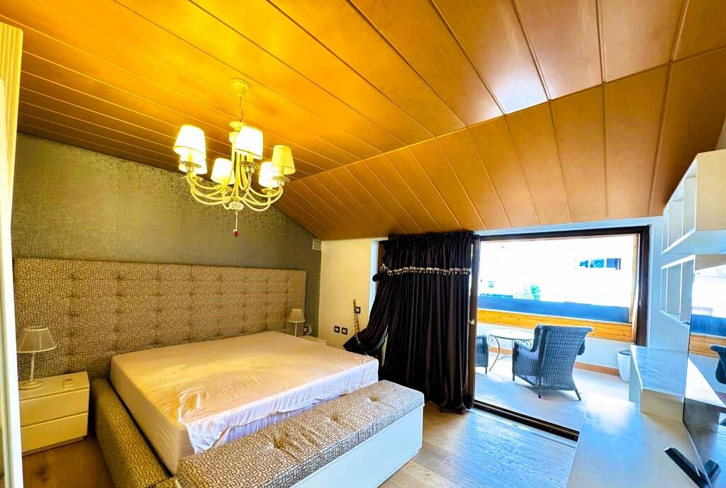 VILLETTE MODERNE NELLA RESIDENZA COLOMBO 2, VICINO A TEG, 3+1+3 E 3 POSTI AUTO!