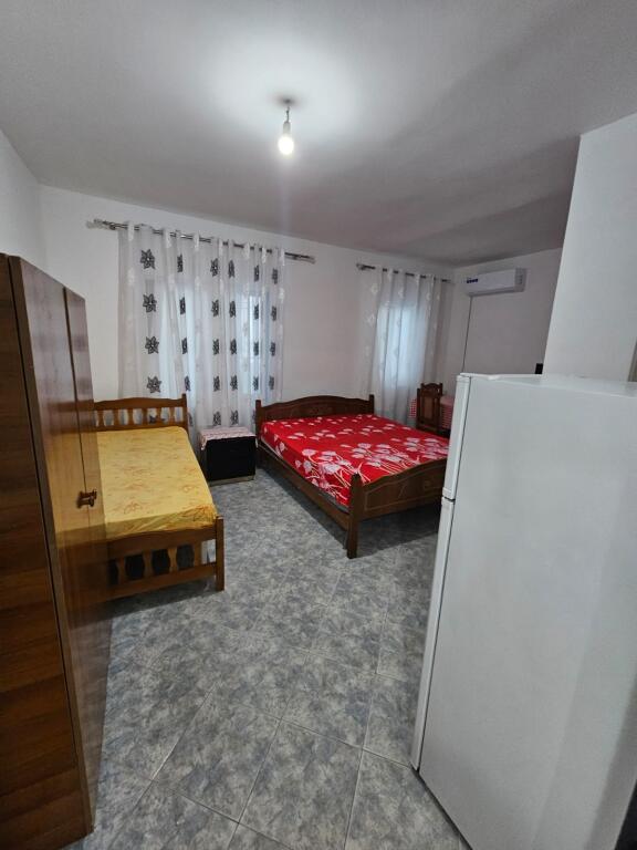 🏨 SHITET VILË–HOTEL NË PLAZH, DURRËS (PRANË URËS SË DAJLANIT)