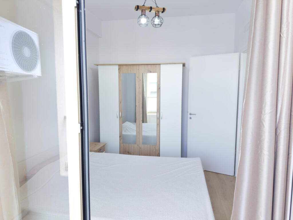 Apartament 1+1 me qera te Kompleksi Mangalem (JO AGJENSI)