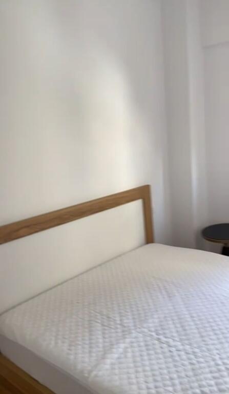 Appartamento 2+1 in affitto, Via Fadil Rada, Nuovo Bazaar Prezzo: 650 euro