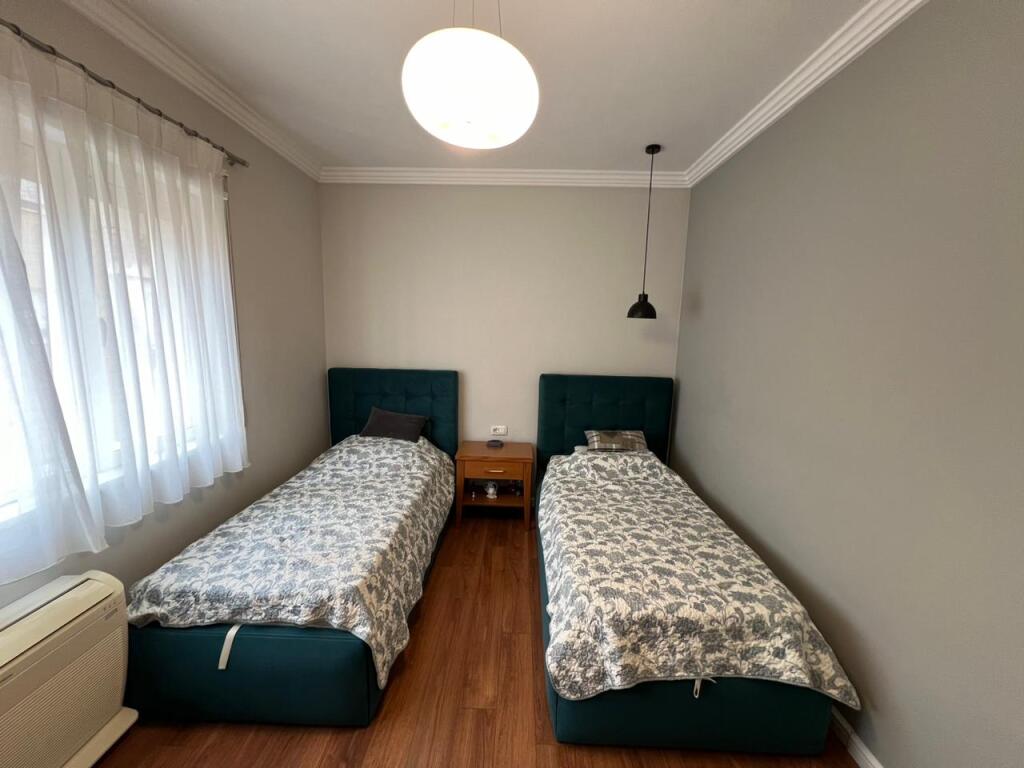 APARTAMENT 2+1+2 PËR QERA TEK LiQENI THATE!
