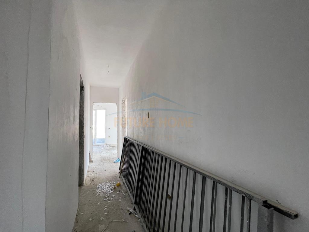 Shitet, Apartament 2+1+2, Univers City, Tirane
