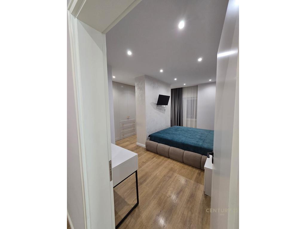 Jepet me qira apartament 2+1 ne Ish Bllok!