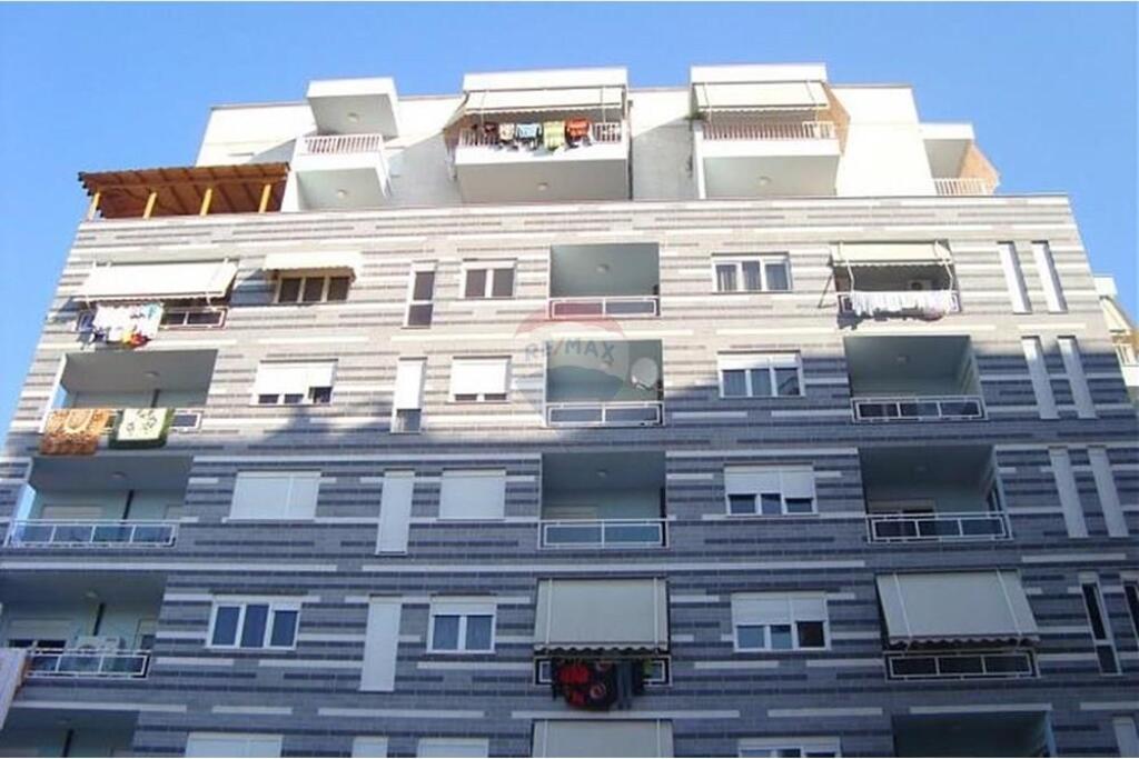 Apartment 1+1 for sale Porcelain