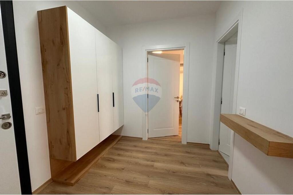 Jepet me qira apartament 1+1 ne Bulevard te RI !