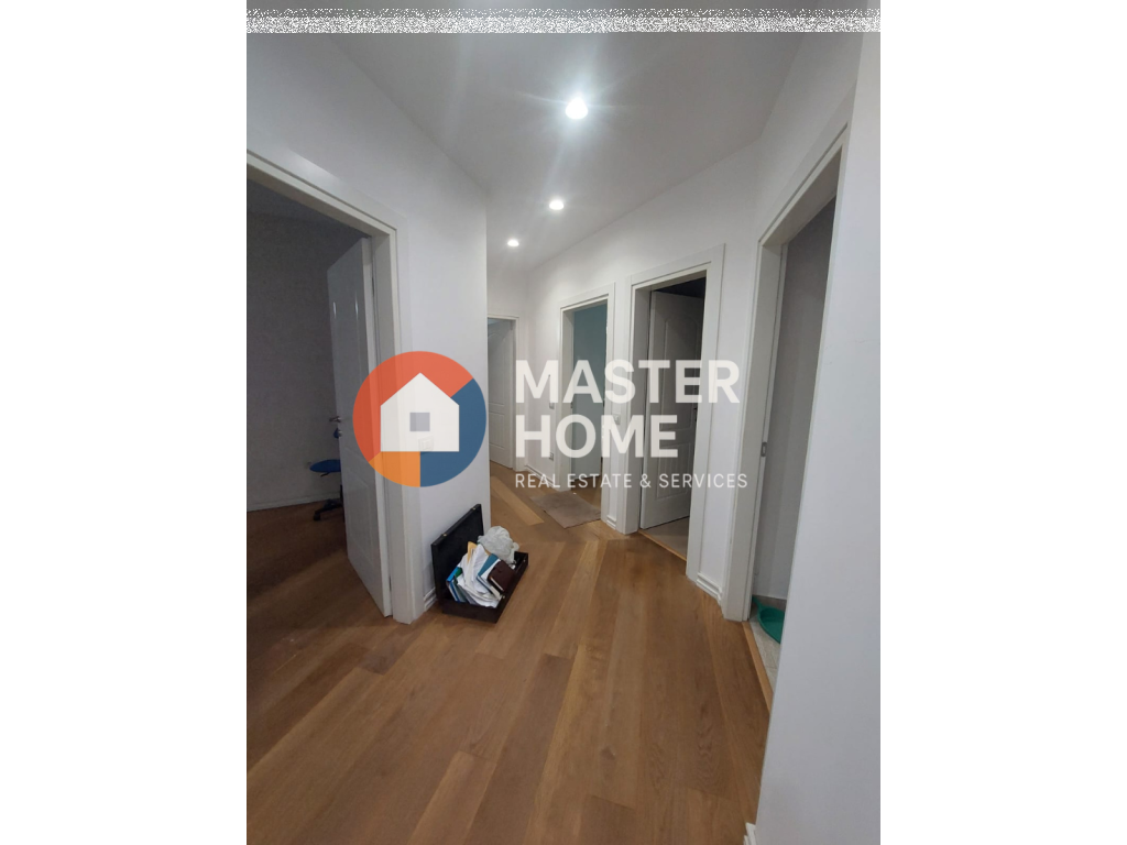Apartment 2+1+2 for sale – Lungomare, Vlorë 🌊✨