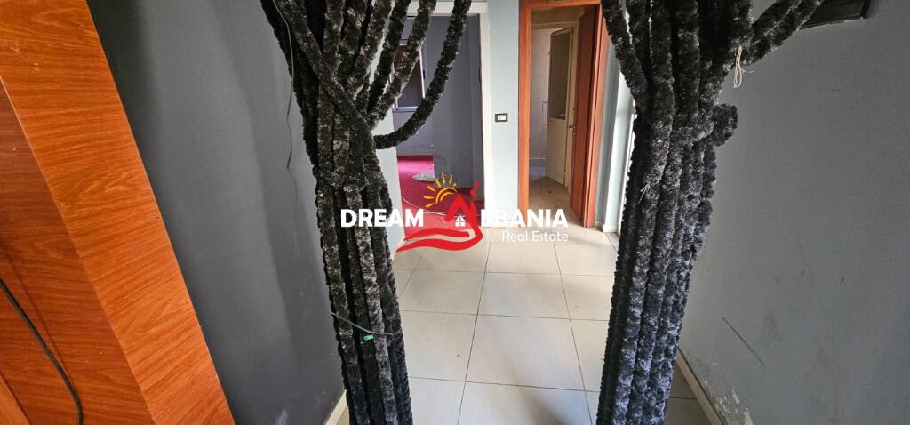 Shop for sale in Fresk, near Luan Hajdaraga High School in Fresk (ID 4171608)