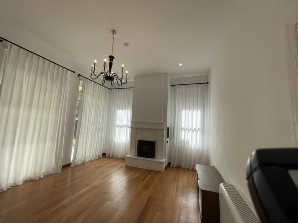 🏡 Villa in Affitto – Rolling Hills, TEG