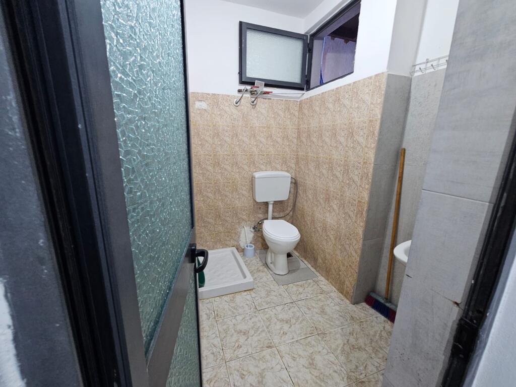 🏨 SHITET VILË–HOTEL NË PLAZH, DURRËS (PRANË URËS SË DAJLANIT)