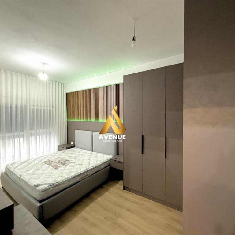 AFFITTASI – APPARTAMENTO 1+1, ALI DEMI, TIRANA