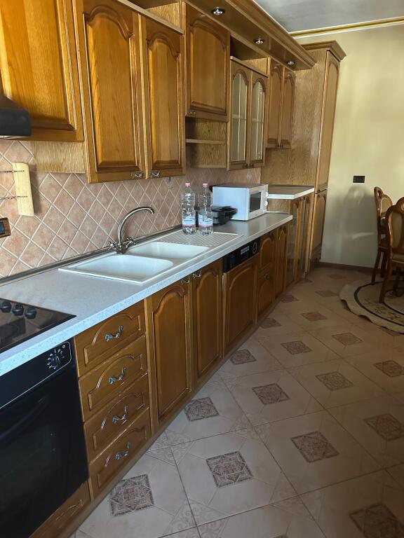 Apartment 3 + 1 + 2 bathrooms, in Bllok near Xheko Imperial. 