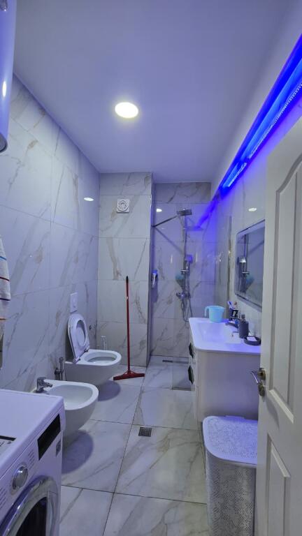 Apartment 2+1 with super veranda for sale in Yzberisht