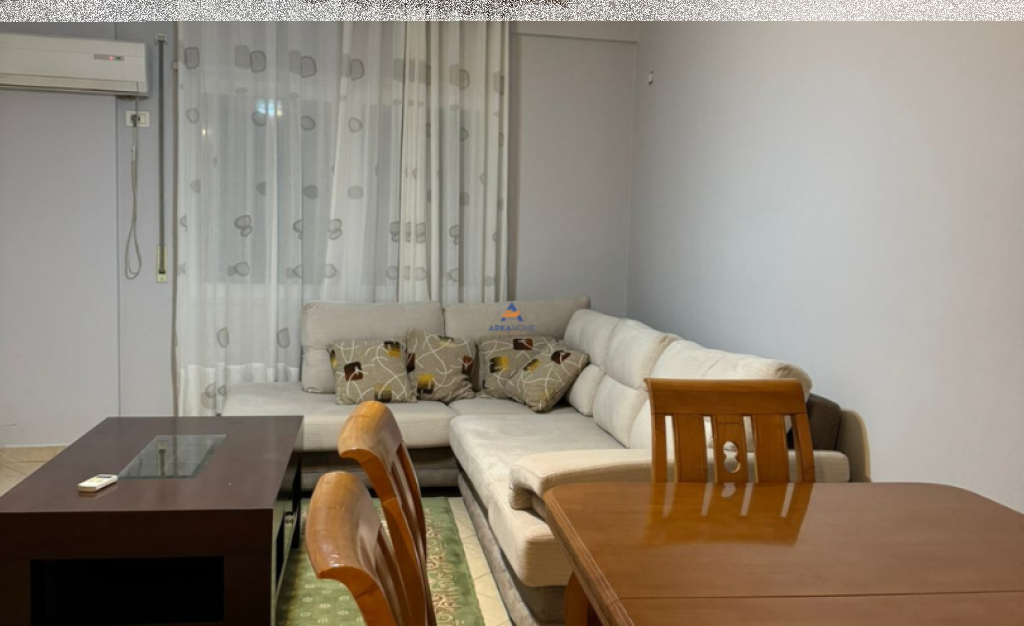 JEPET APARTAMENT ME QERA 2+1+BALLKON "KOMUNA E PARISIT" 750 EURO