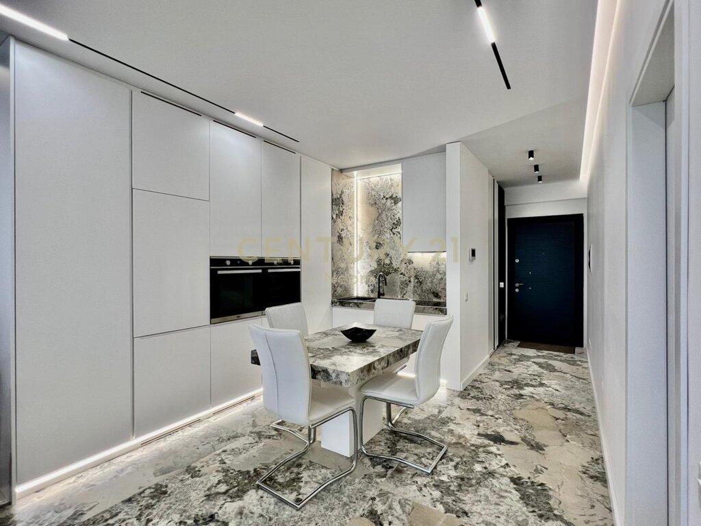 FOR RENT, DELUXE 1+1 APARTMENT with PARKING SPACE &amp; VIEW