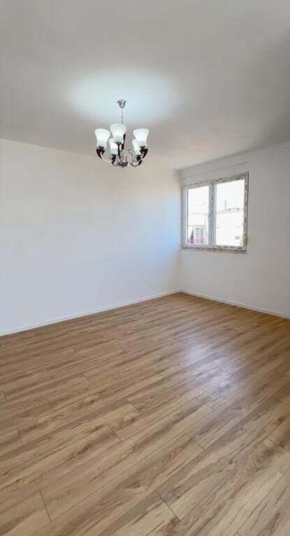Shitet apartament 1+1 Yzberisht