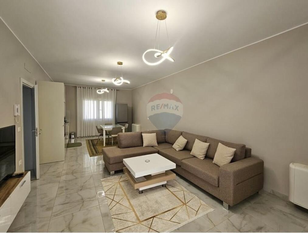 Appartamento 2+1 in affitto in Via Elbasani