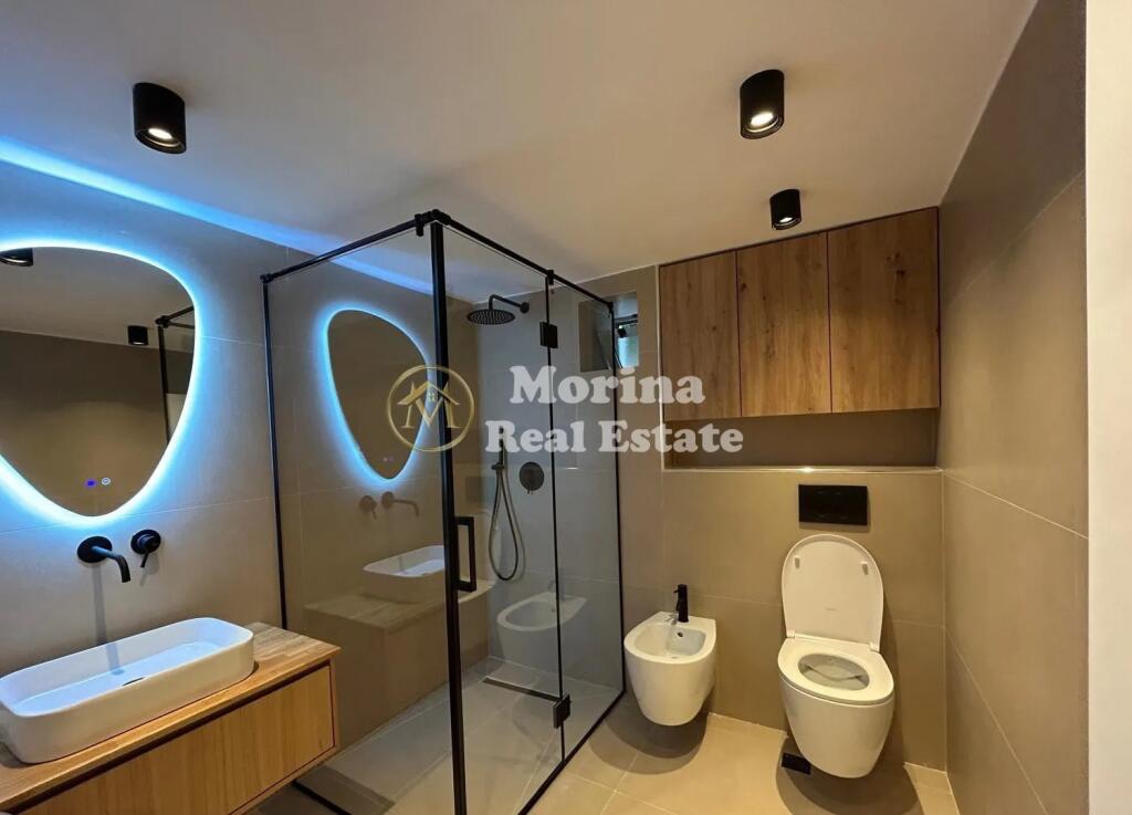 Qera, Apartament 2+1, Tregu Elektrik 700 euro/muaj