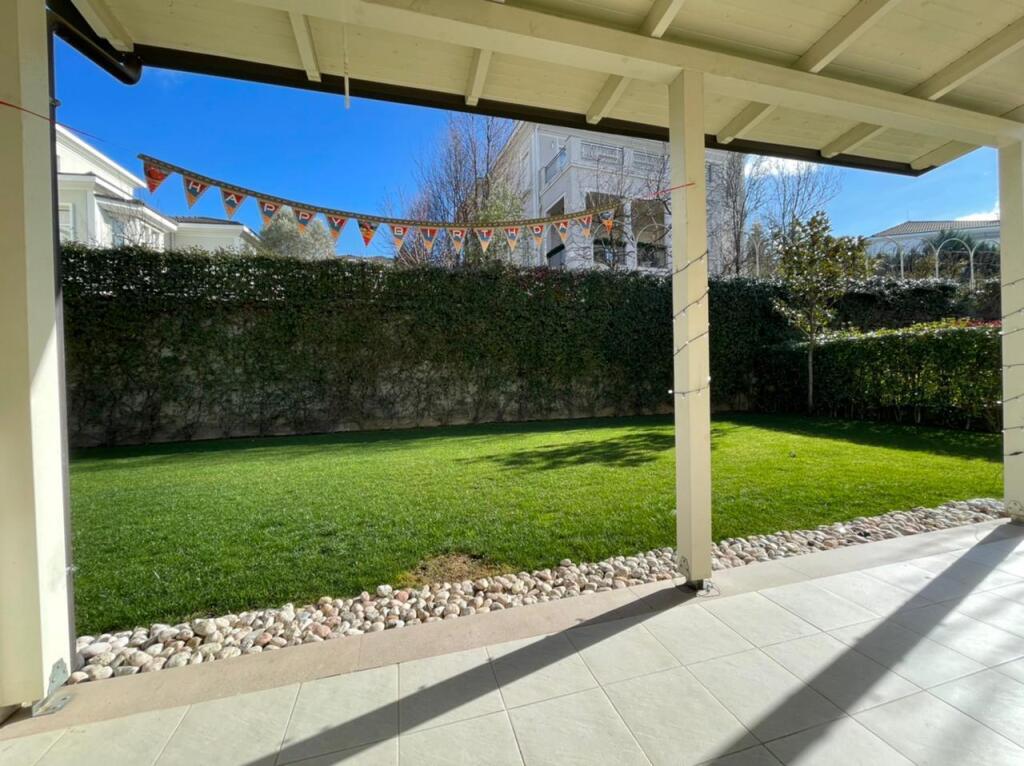 🏡 Vilë me Qira – Rolling Hills, TEG