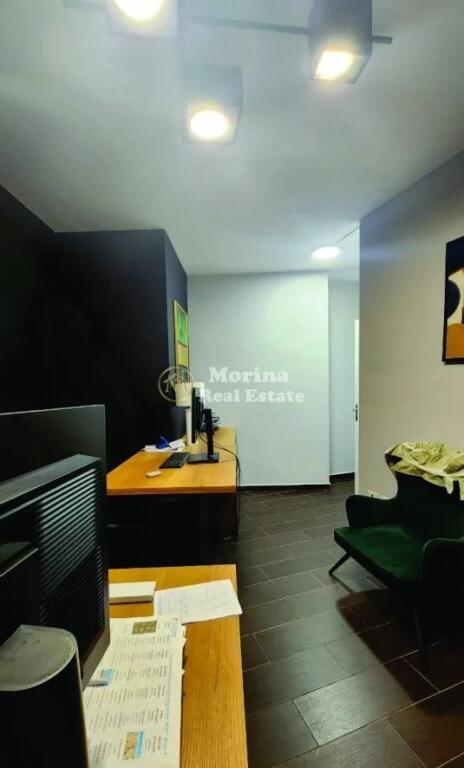 Affitto, Locale Commerciale, al Lago Artificiale, 850 Euro/Mese