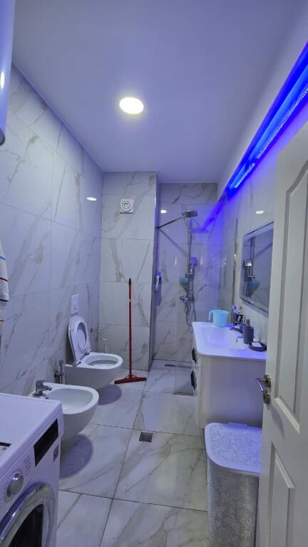 Apartment 2+1 with super veranda for sale in Yzberisht