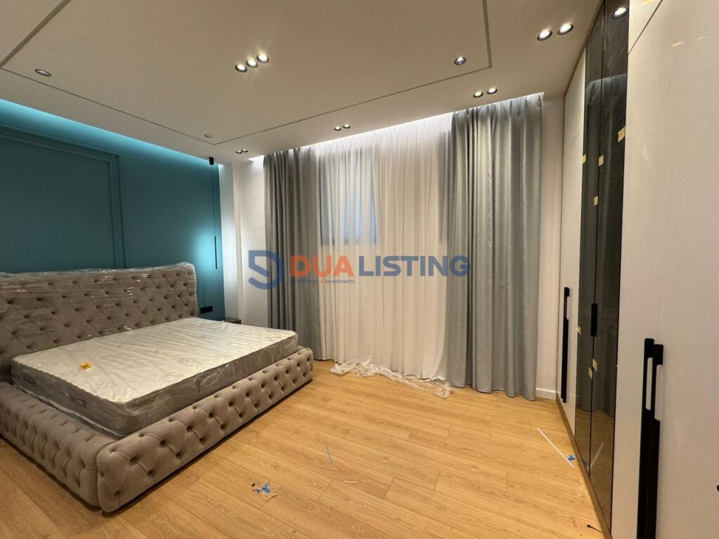 Apartament 2+1 me ballkon dhe mobilim modern për qira tek Kodra e Diellit!