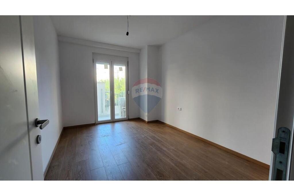 Apartment for sale at Faik Konica.