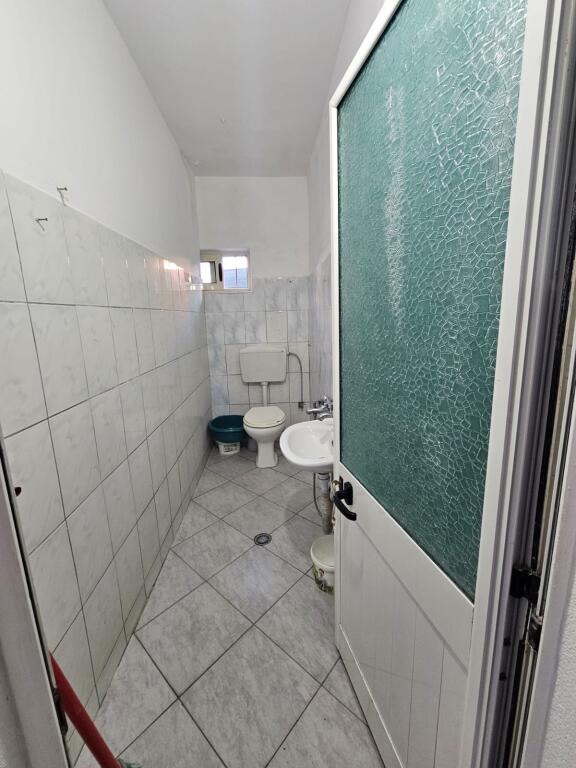 🏨 SHITET VILË–HOTEL NË PLAZH, DURRËS (PRANË URËS SË DAJLANIT)