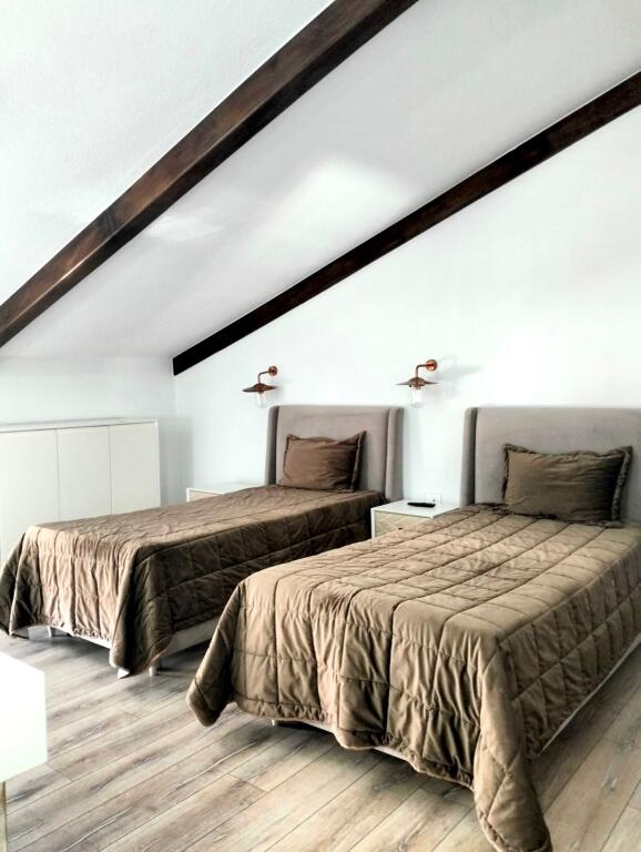 Villa, Penthouse at Secret Garden. Near TEG Shopping Center.