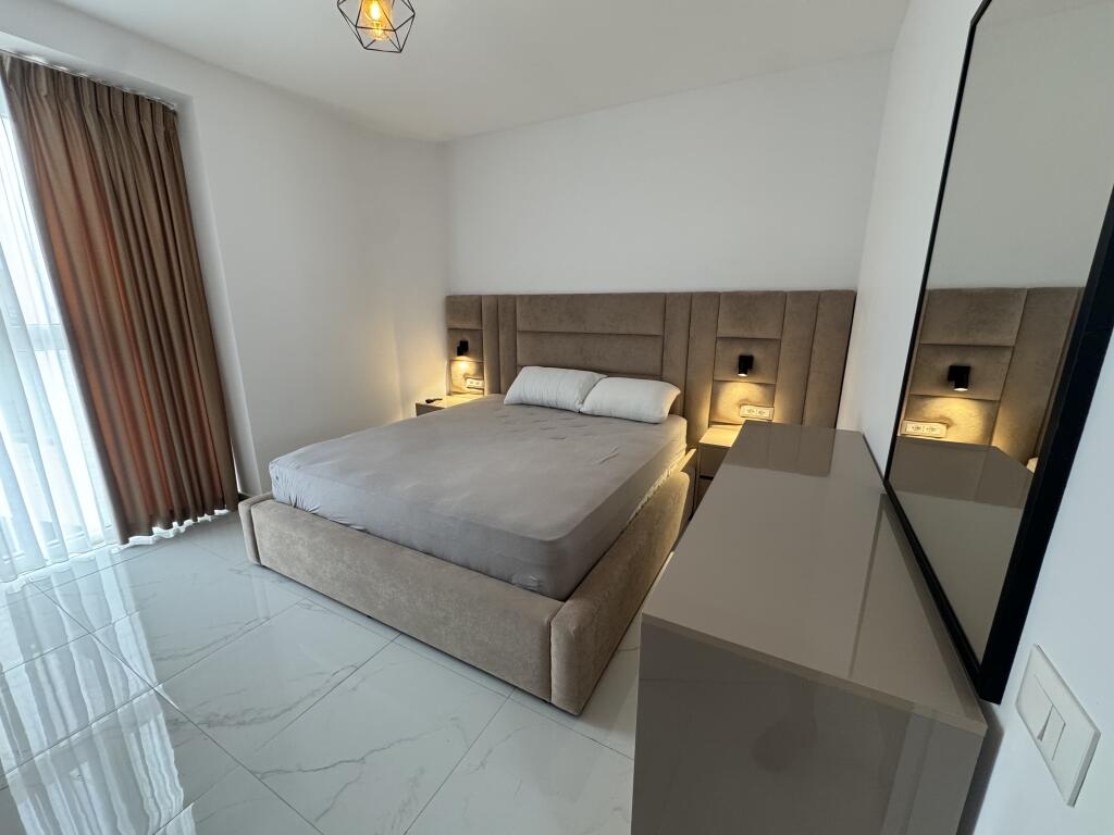 Apartament 1+1 me qira ne Astir tek Bulevardi!