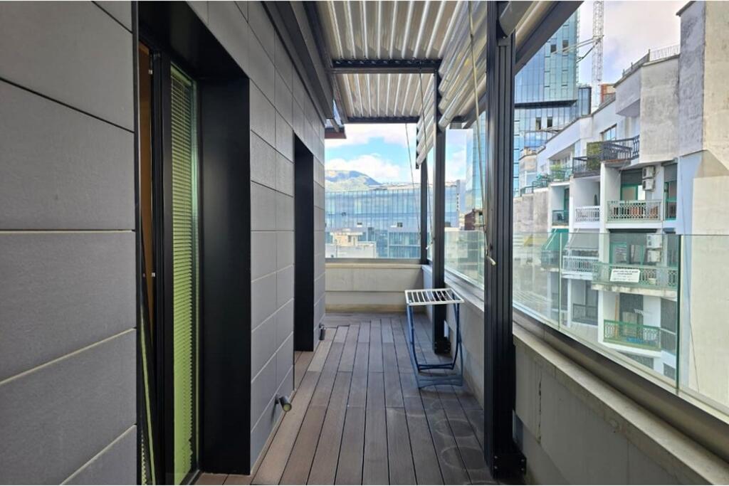 WE SELL APARTMENT IN THE CENTER