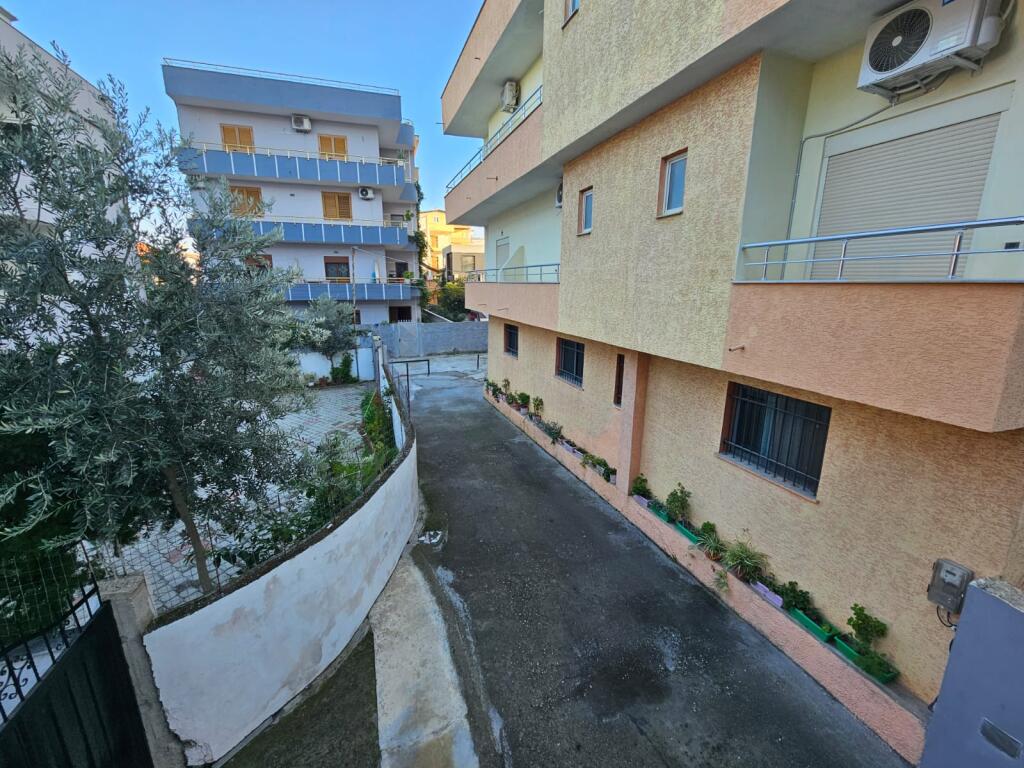 🏨 SHITET VILË–HOTEL NË PLAZH, DURRËS (PRANË URËS SË DAJLANIT)