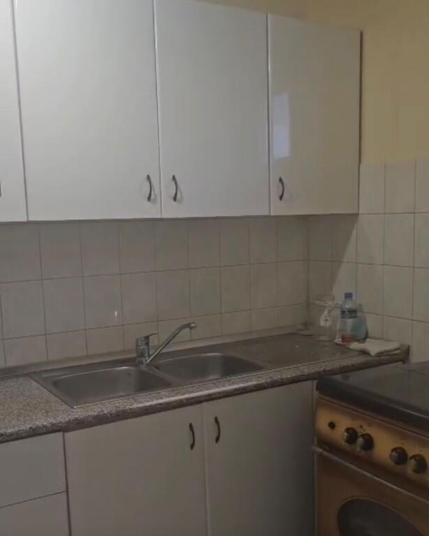 Appartamento 3+1, Viale Zogu il primo!