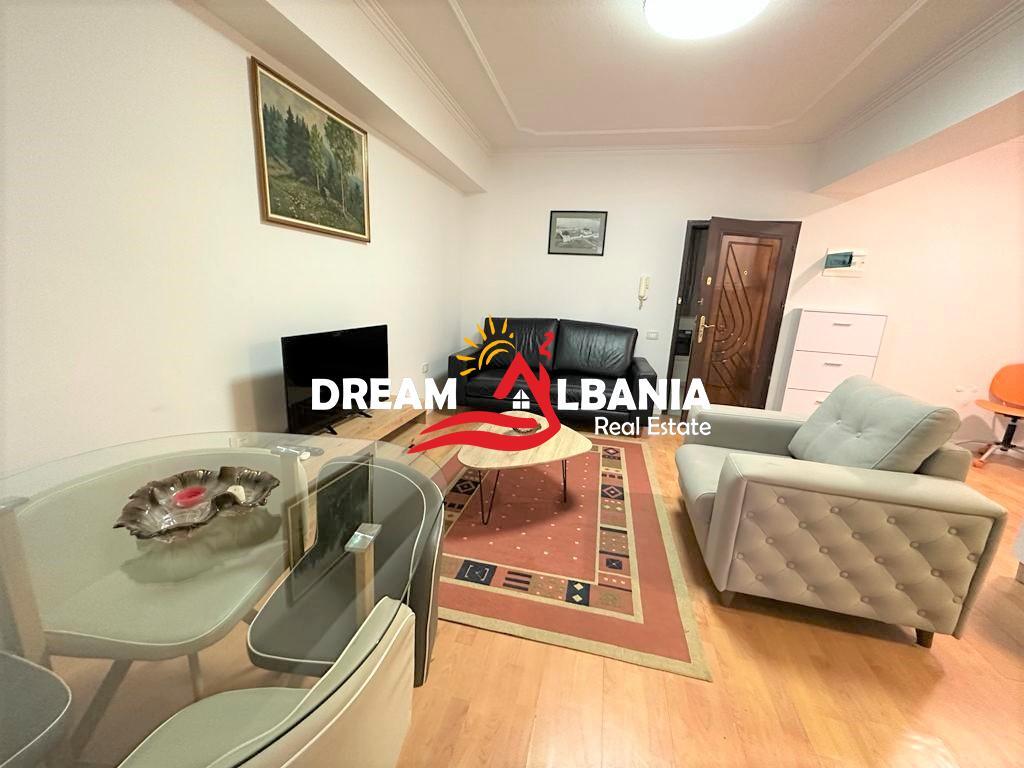 Apartment 2+1 for sale in Bllok near the University Bookstore (ID 41211288)
