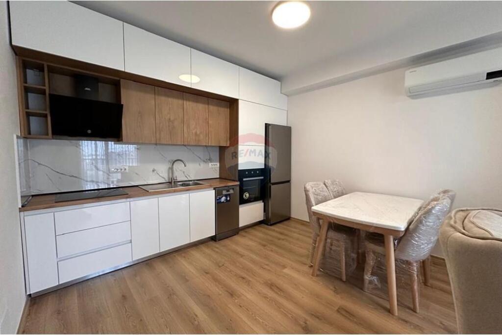Jepet me qira apartament 1+1 ne Bulevard te RI !