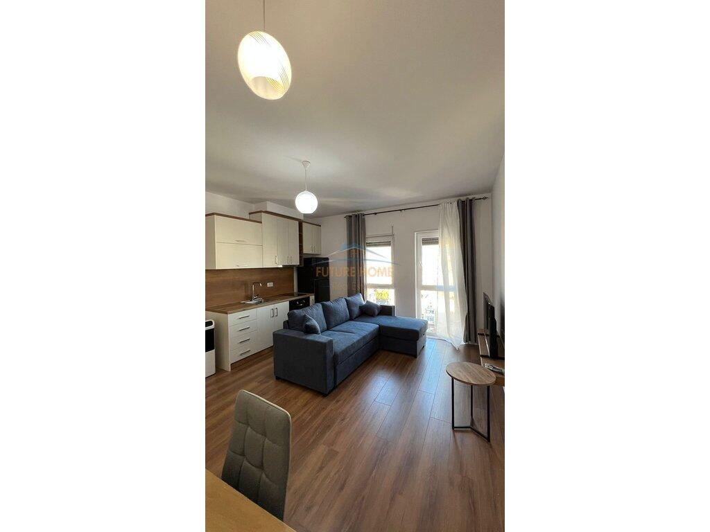 Qera, Apartament 1+1, Shkolla e Kuqe, Tirane.