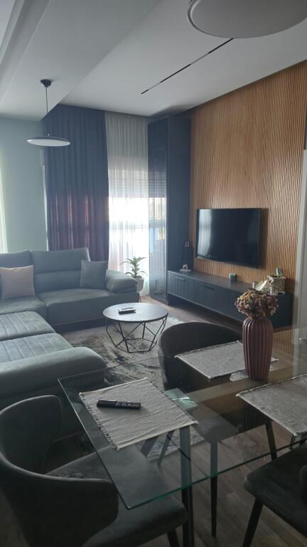 🏠 Appartamento in Vendita – Ali Demi, Complesso Mangalem