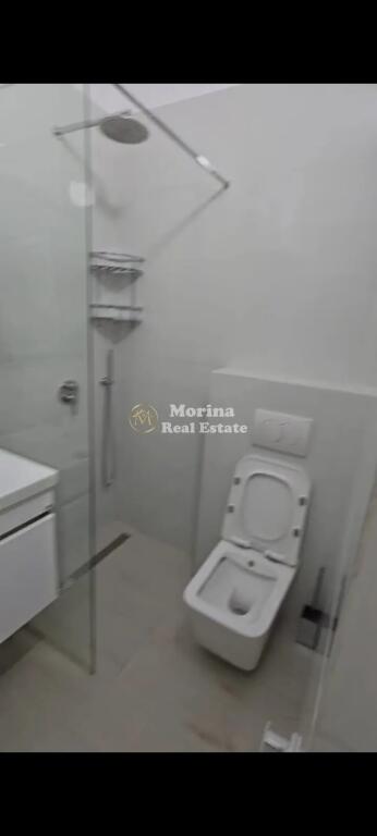 Studio apartment, 21 Dhjetori, 380 Euro/Month
