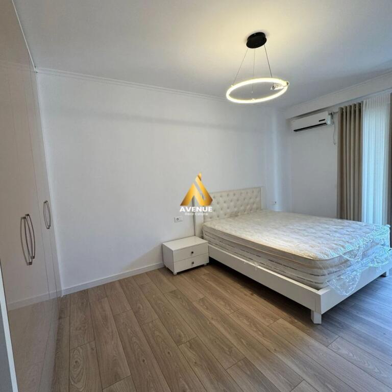 JEPET ME QIRA APARTAMENT MODERN 2+1+2 BALLKONE  KODRA E DIELLIT 1, TIRANE